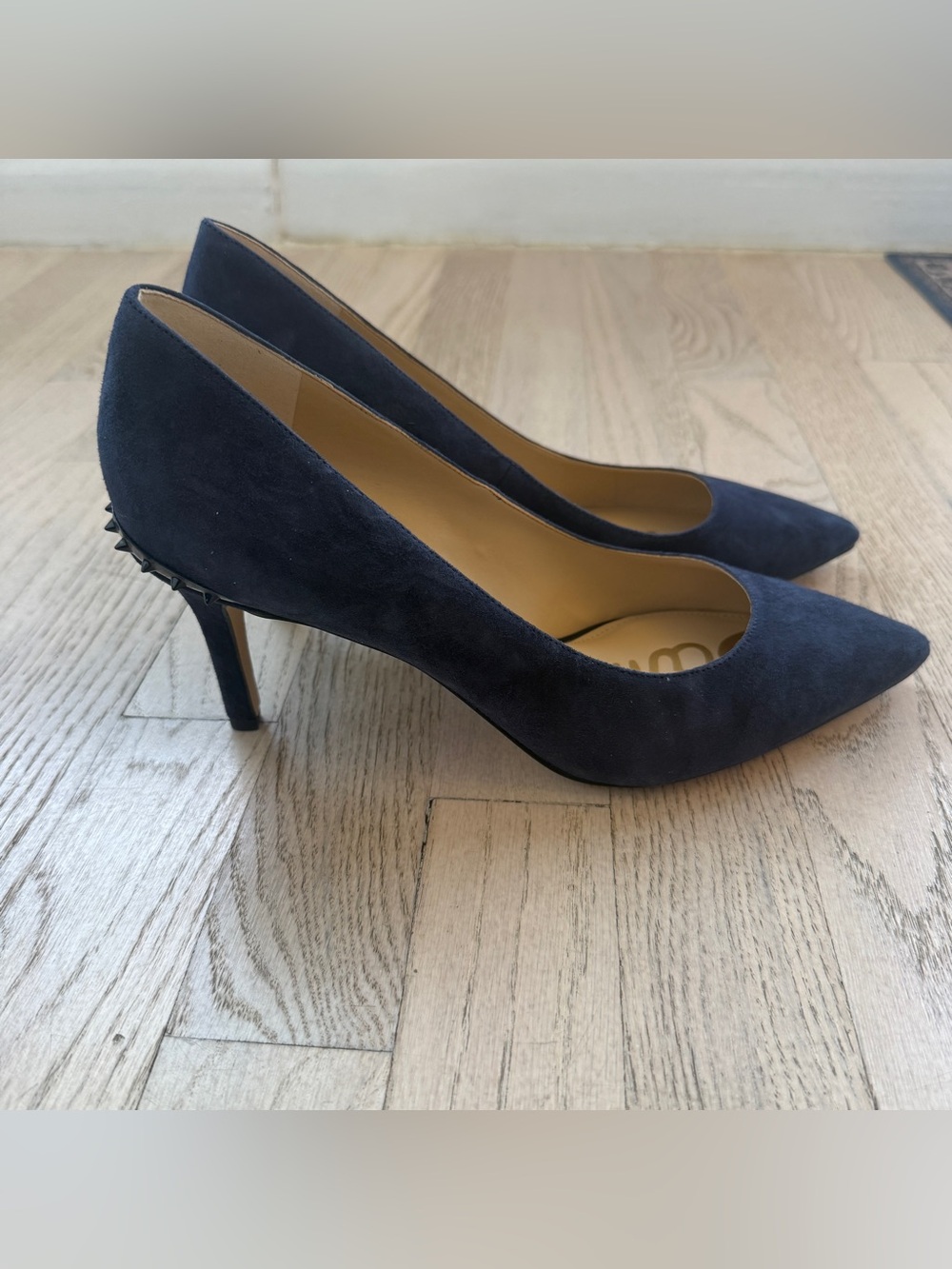 SAM EDELMAN Womenโs Tonia Ink Navy Suede Pointed Toe Studded Pumps Size 9M NEW